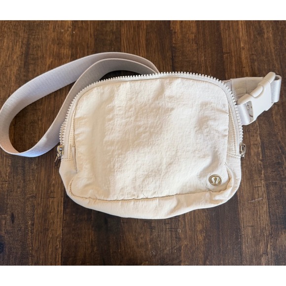 lululemon athletica Handbags - Lululemon Everywhere Belt Bag Ivory Off White Crossbody Fanny Pack Athleisure